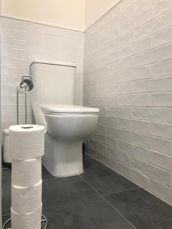Gmc Turistics - Plaza De Las Flores Естепона Екстериор снимка